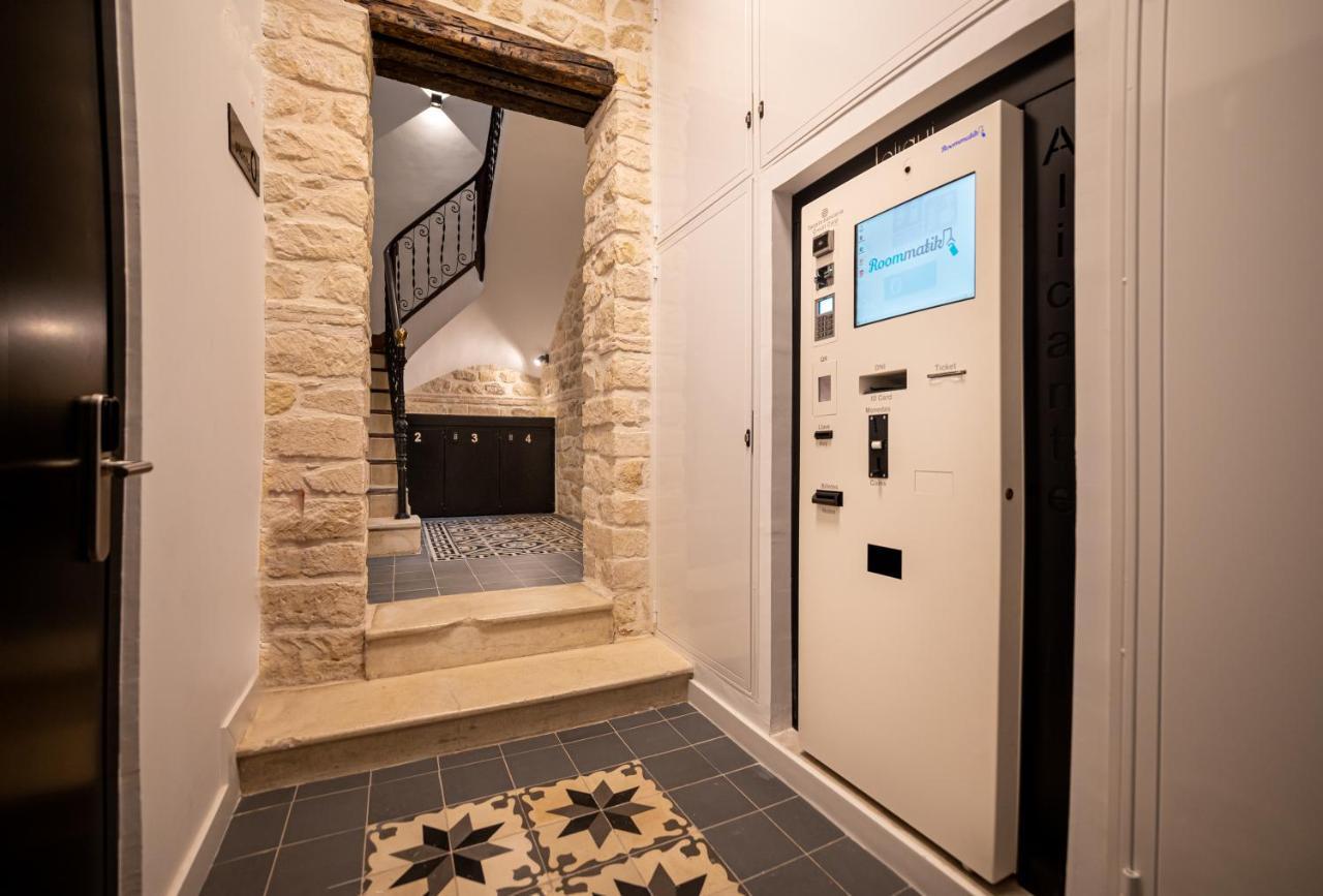 Apartamentos Loliqui Centro Alicante Dış mekan fotoğraf