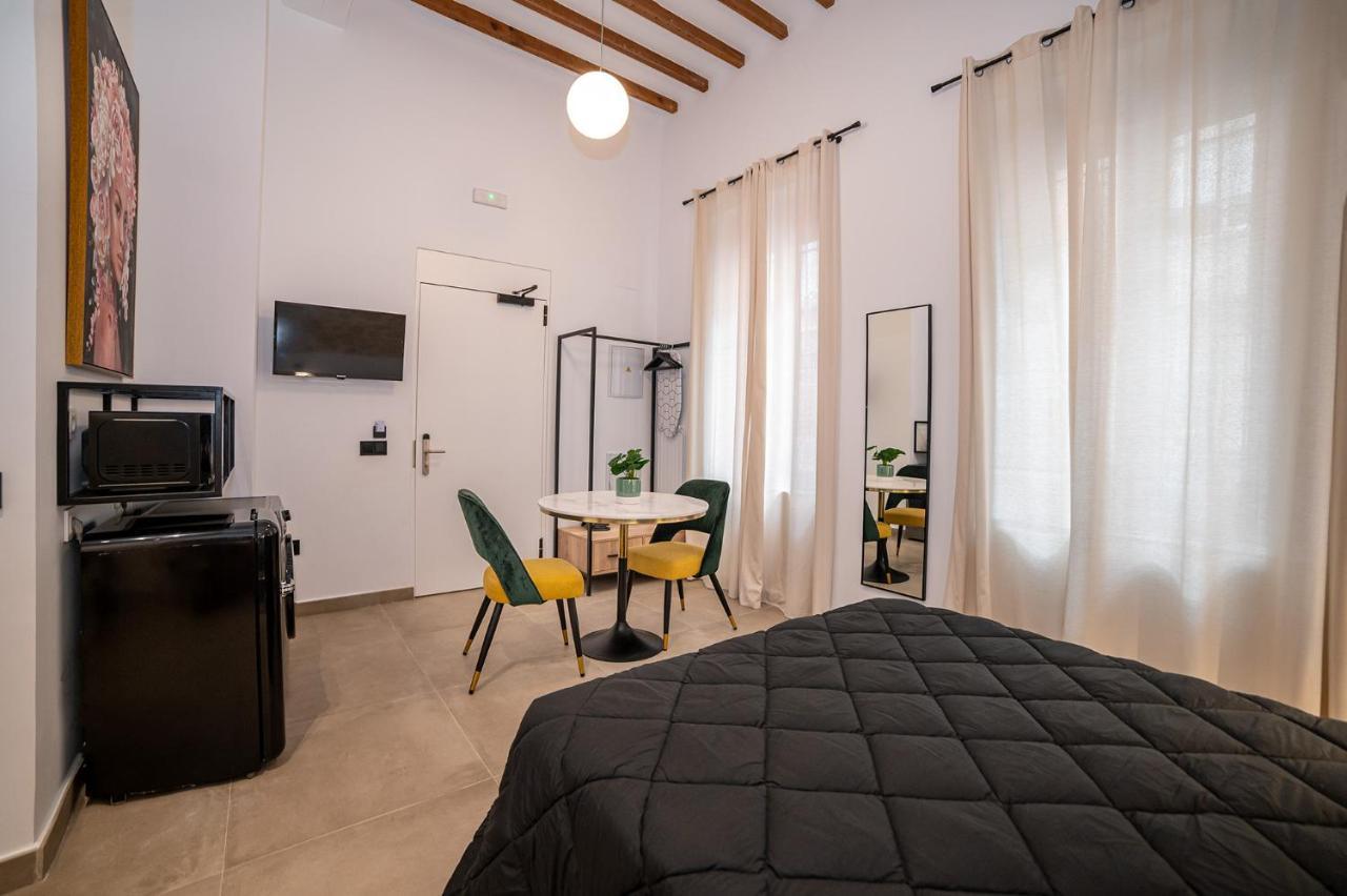 Apartamentos Loliqui Centro Alicante Dış mekan fotoğraf