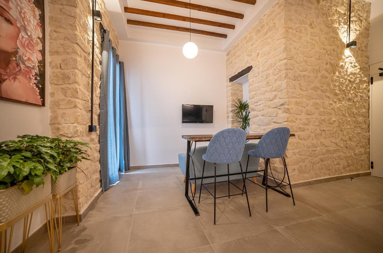 Apartamentos Loliqui Centro Alicante Dış mekan fotoğraf