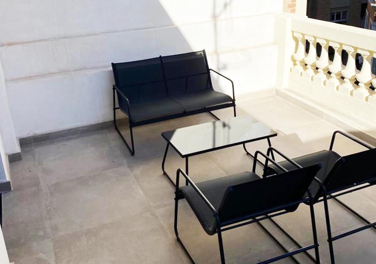 Apartamentos Loliqui Centro Alicante Dış mekan fotoğraf