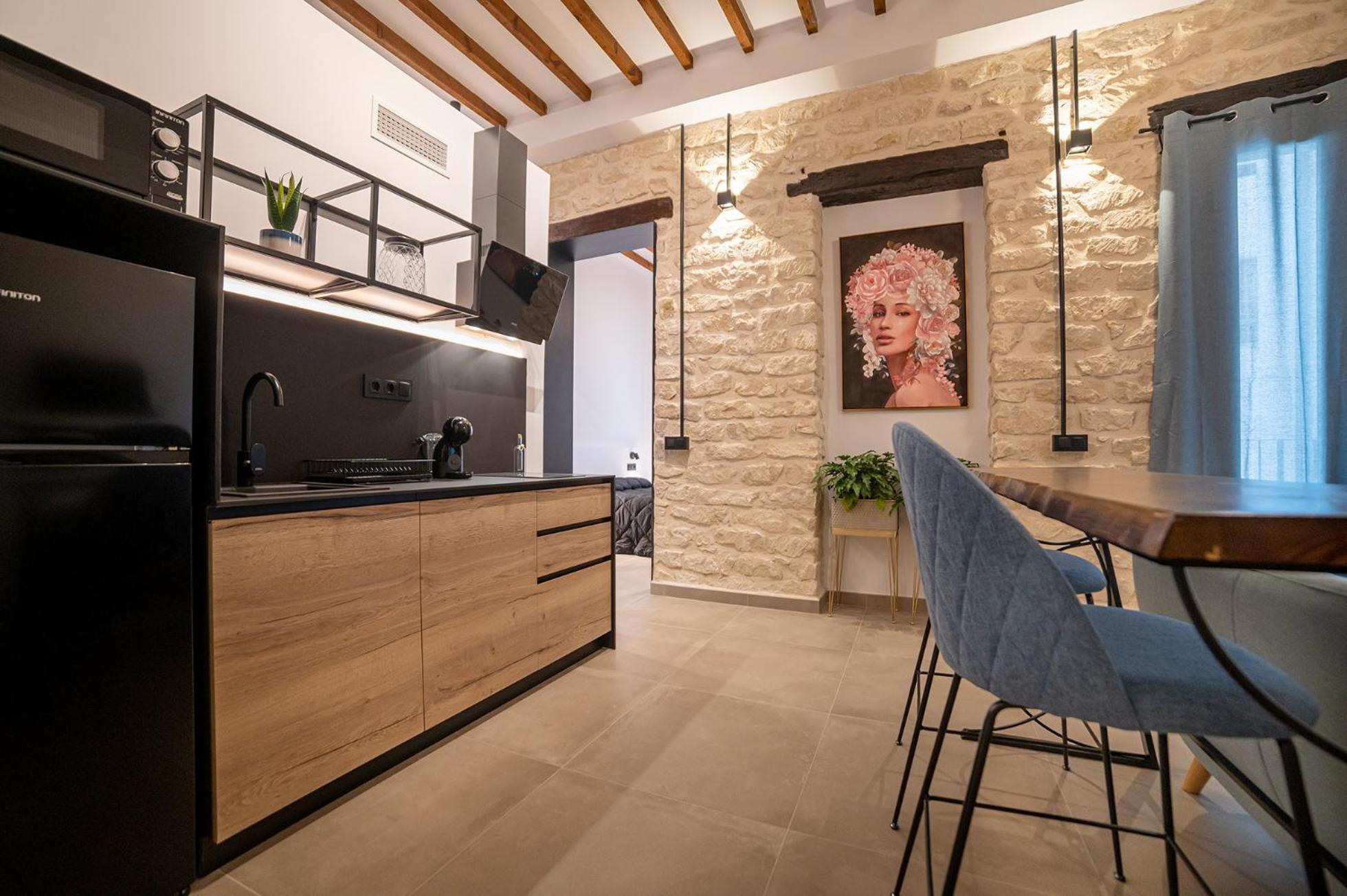 Apartamentos Loliqui Centro Alicante Oda fotoğraf